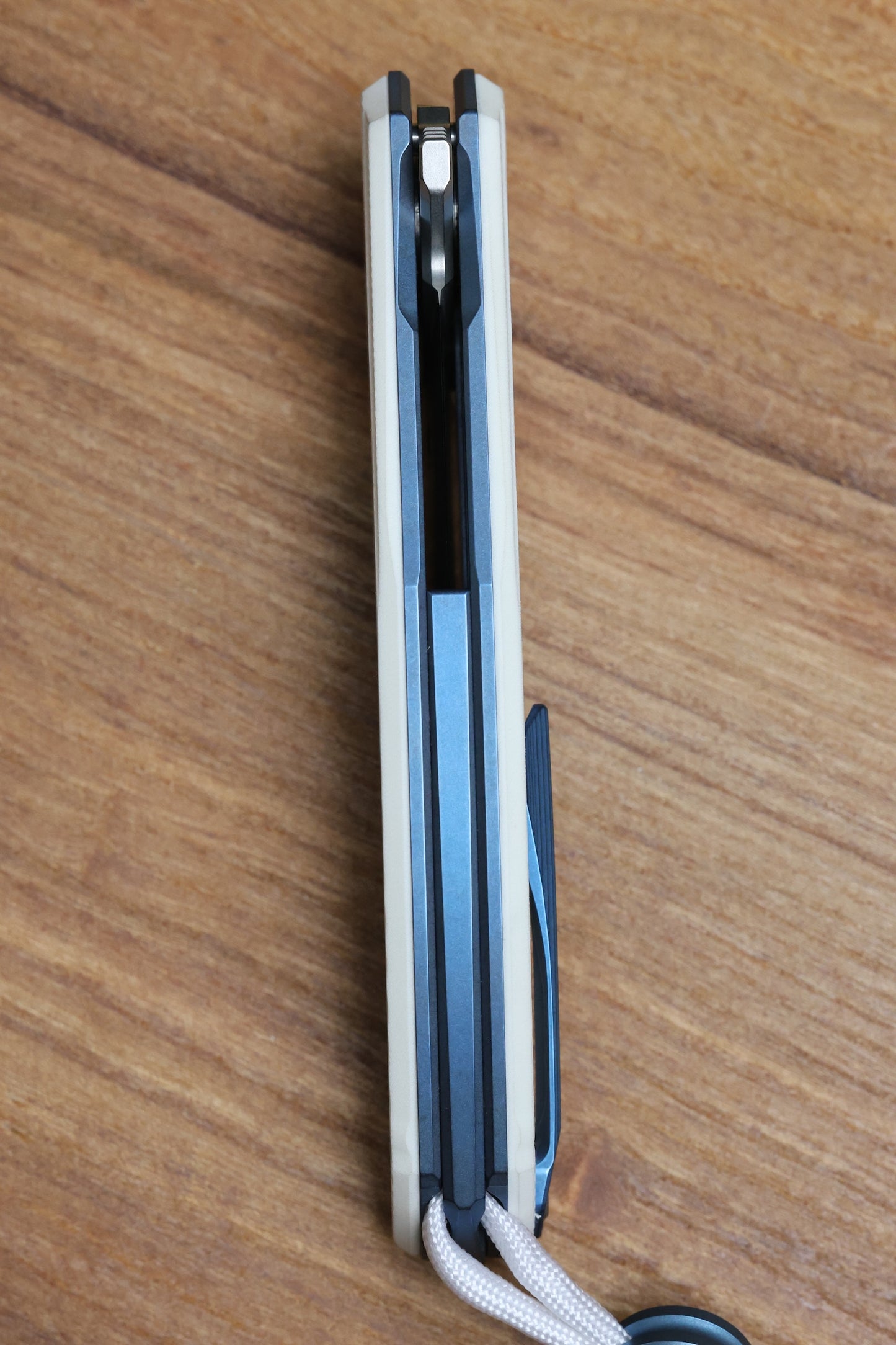 SHIROGOROV URSUS Q95 NY26 - WHITE MICARTA HANDLE - ELMAX BLADE - MRBS