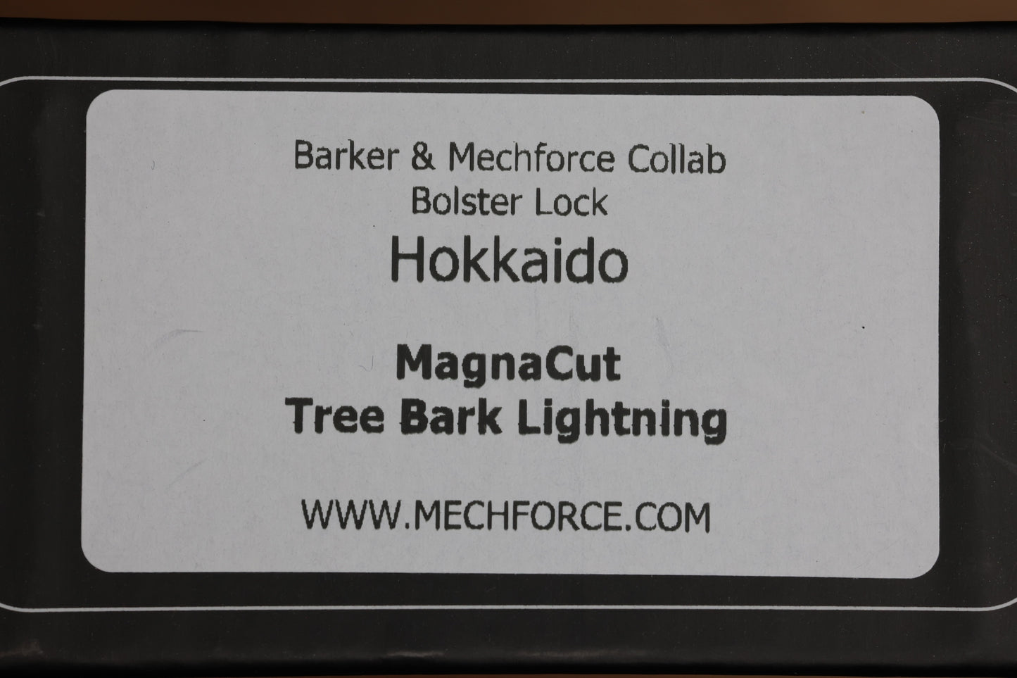 MECHFORCE & BARKER KNIVES COLLAB HOKKAIDO W/ TREE BARK TITANIUM & CF LIGHTNING FAT CARBON HANDLE & MAGNACUT