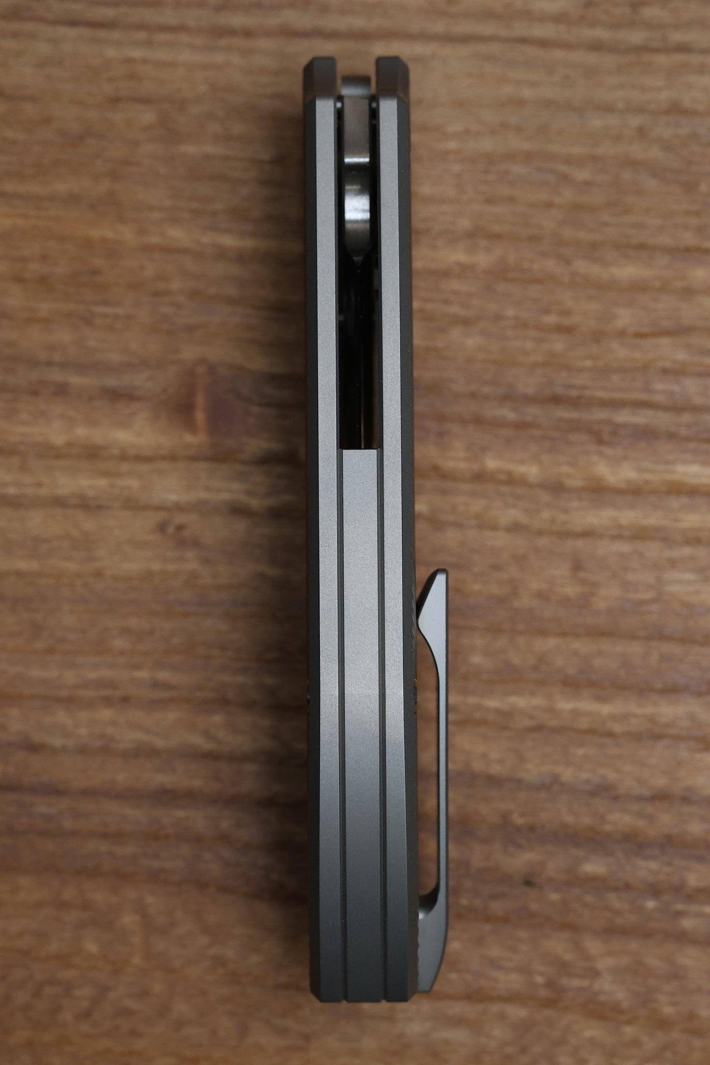 YAN’S CHEVRON- FULL TITANIUM FRONT FLIPPER - MAGNACUT WITH THUMB STUD