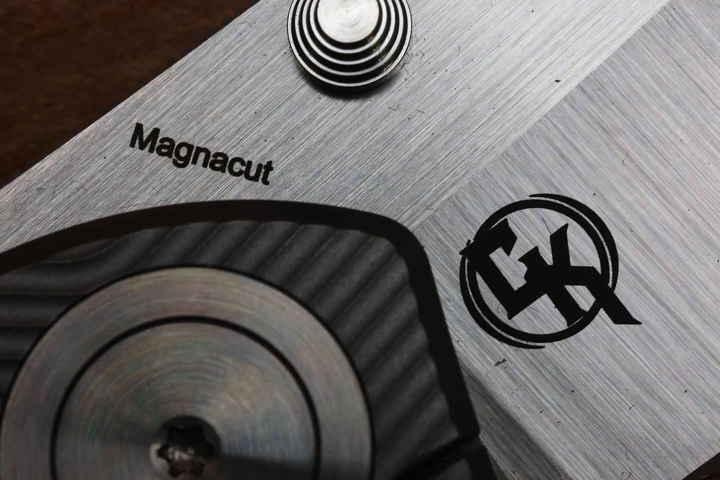 YAN’S CHEVRON- FULL TITANIUM FRONT FLIPPER - MAGNACUT WITH THUMB STUD