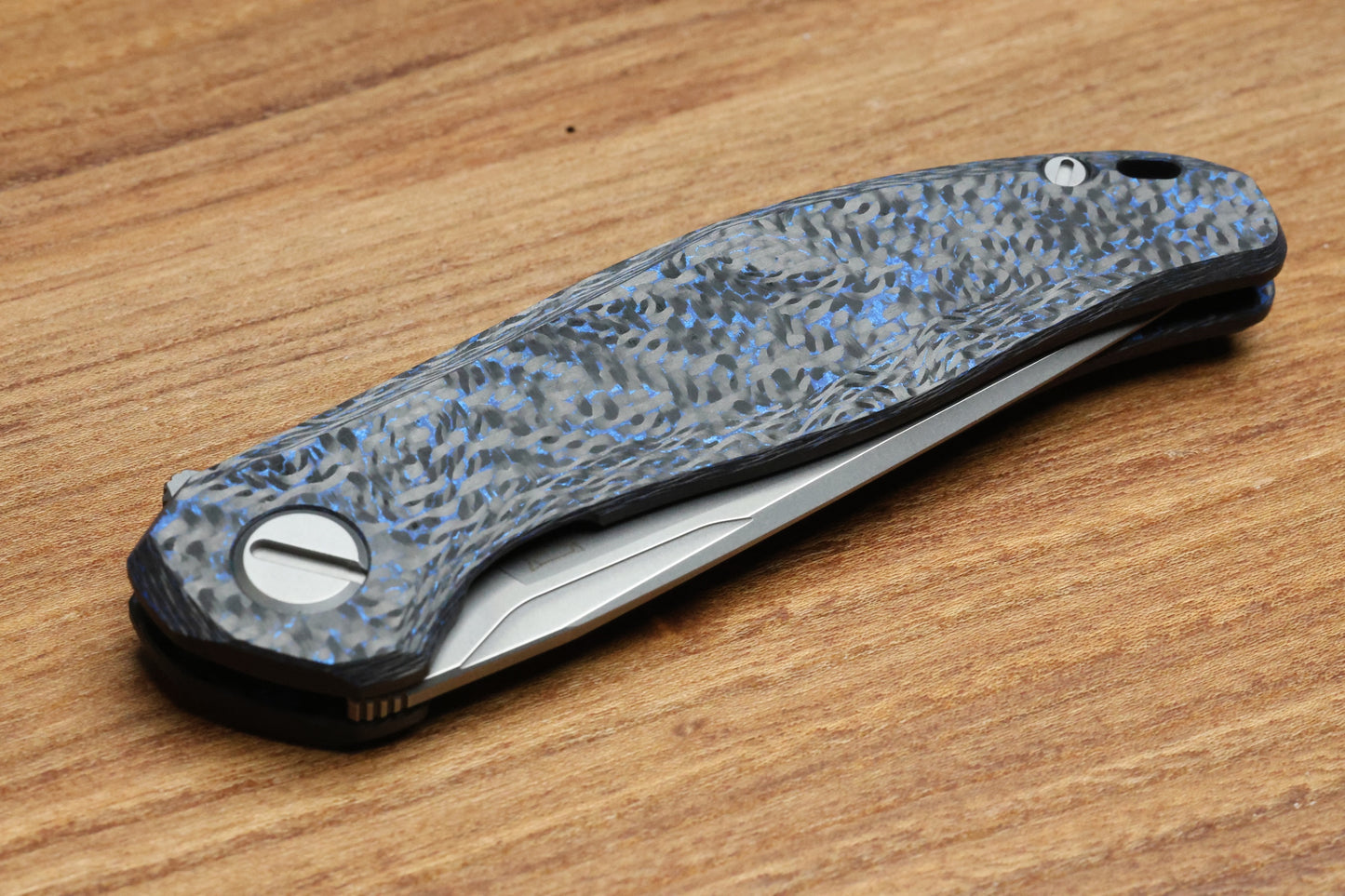 SHIROGOROV STELLAR CF – BLUE CARBON FIBER HANDLE – M390 BLADE – MRBS