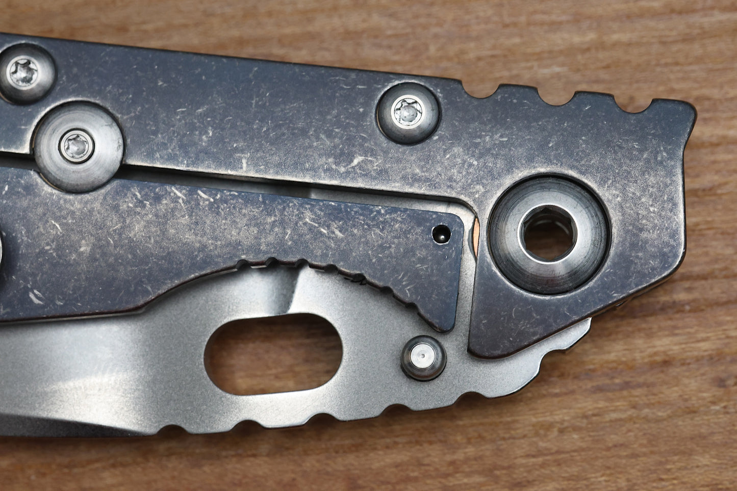 STRIDER KNIVES SMF CC TIGER STRIPE 20CV SPEARPOINT