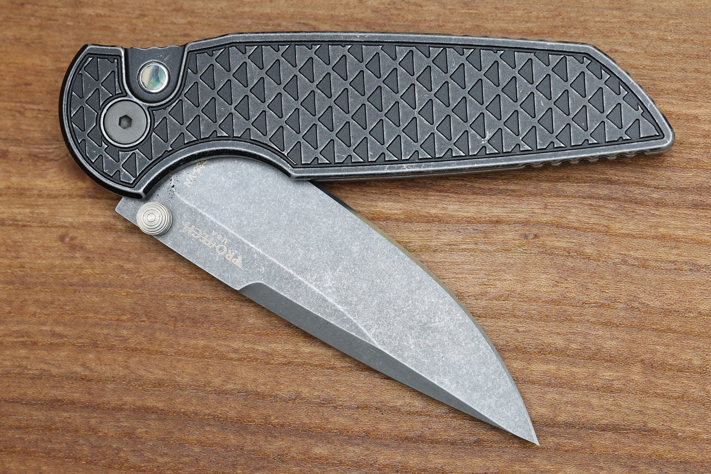 PRO-TECH TR-3 INTEGRITY MANUAL RELIC BATTLEWORN ALUMINUM HANDLES W/ ACID WASHED S35 2024.BLADEWEST.06