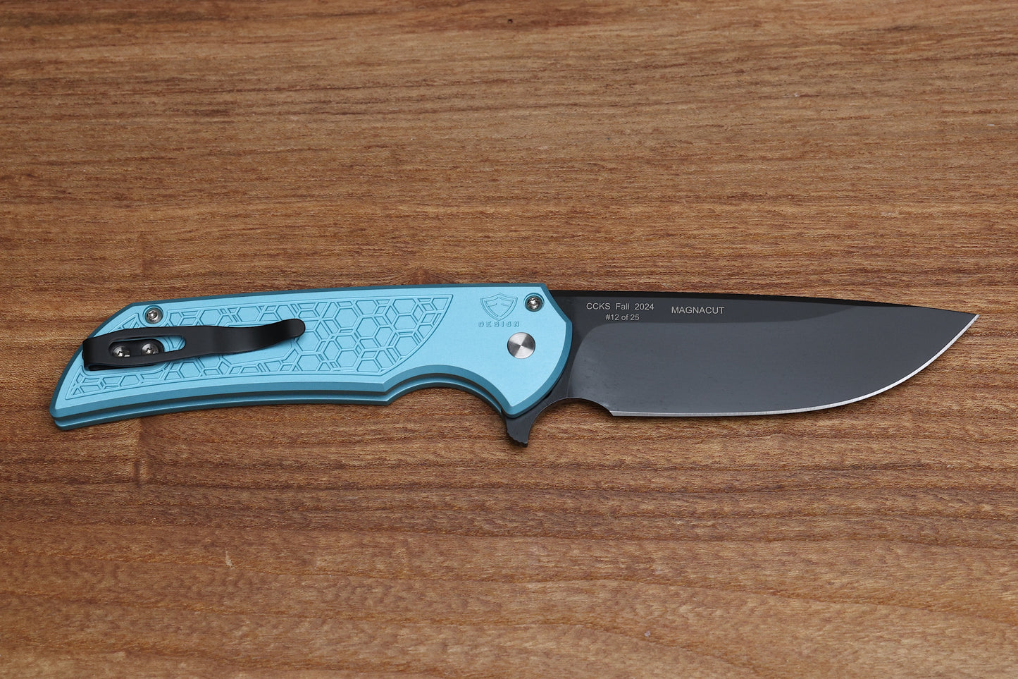 PRO-TECH MORDAX T-BLUE GRIDLOCK ALUMINUM HANDLE - CCKS FALL 2024 BLACK DLC MAGNACUT BLADE