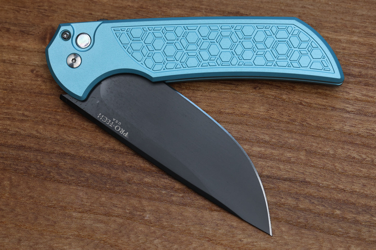 PRO-TECH MORDAX T-BLUE GRIDLOCK ALUMINUM HANDLE - CCKS FALL 2024 BLACK DLC MAGNACUT BLADE