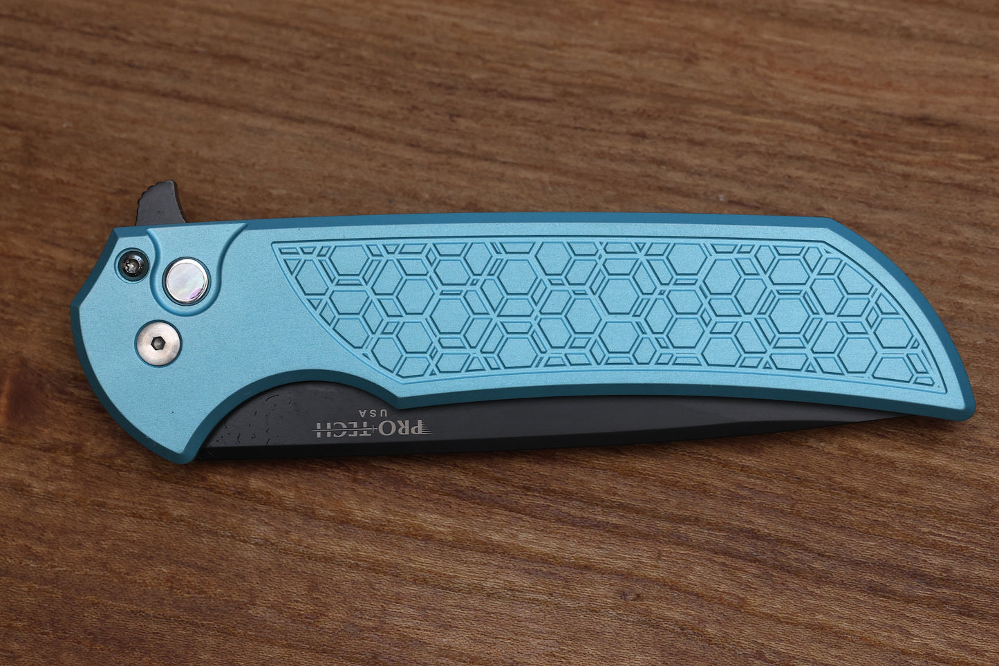 PRO-TECH MORDAX T-BLUE GRIDLOCK ALUMINUM HANDLE - CCKS FALL 2024 BLACK DLC MAGNACUT BLADE