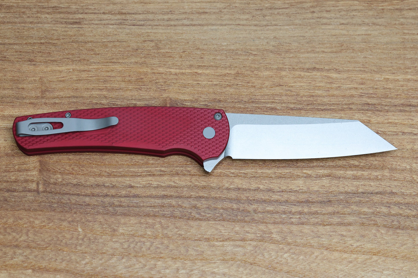 PRO-TECH MALIBU RED TEXTURED HANDLE & STONEWASH MAGNACUT REVERSE TANTO BLADE 5405-RED