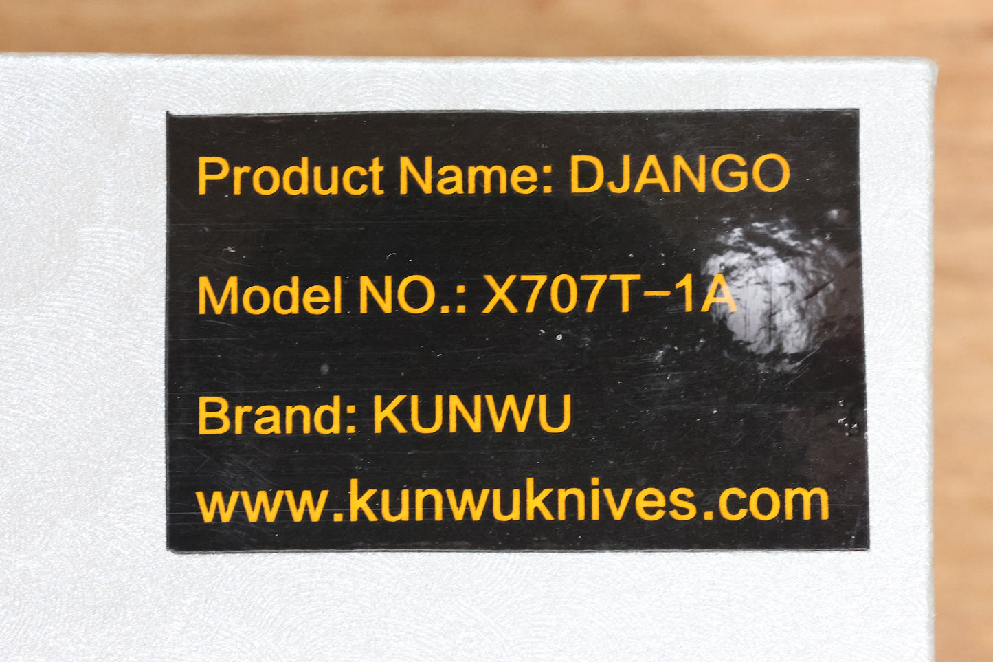 KUNWU KNIVES DJANGO DIAMOND TI HANDLES & SATIN ELMAX
