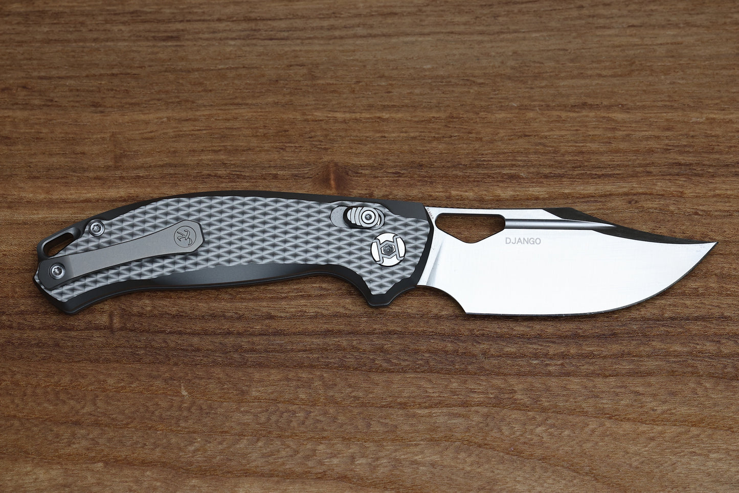 KUNWU KNIVES DJANGO DIAMOND TI HANDLES & SATIN ELMAX