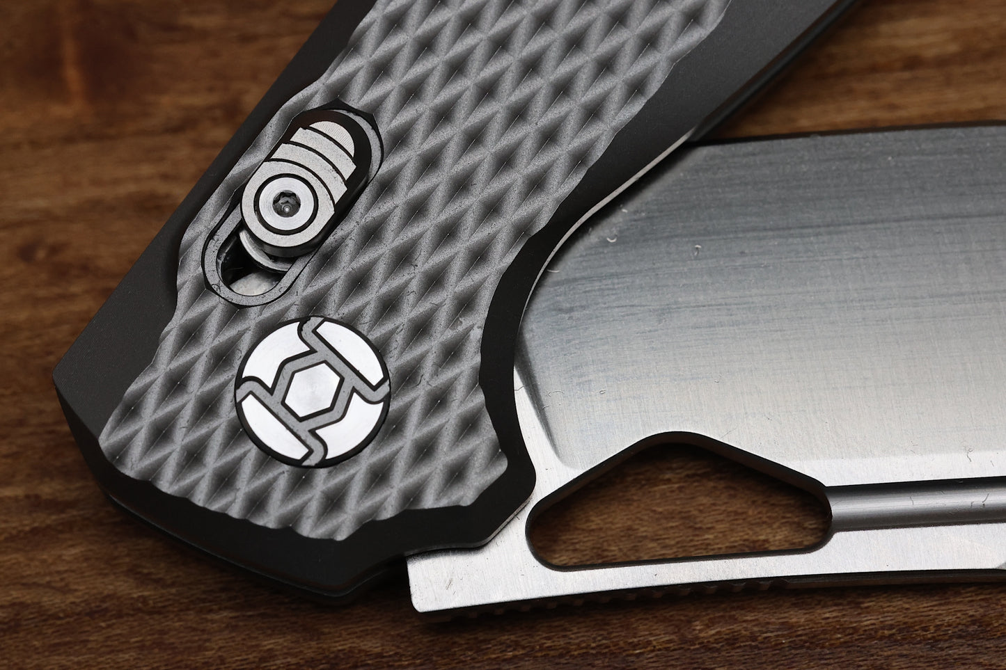 KUNWU KNIVES DJANGO DIAMOND TI HANDLES & SATIN ELMAX