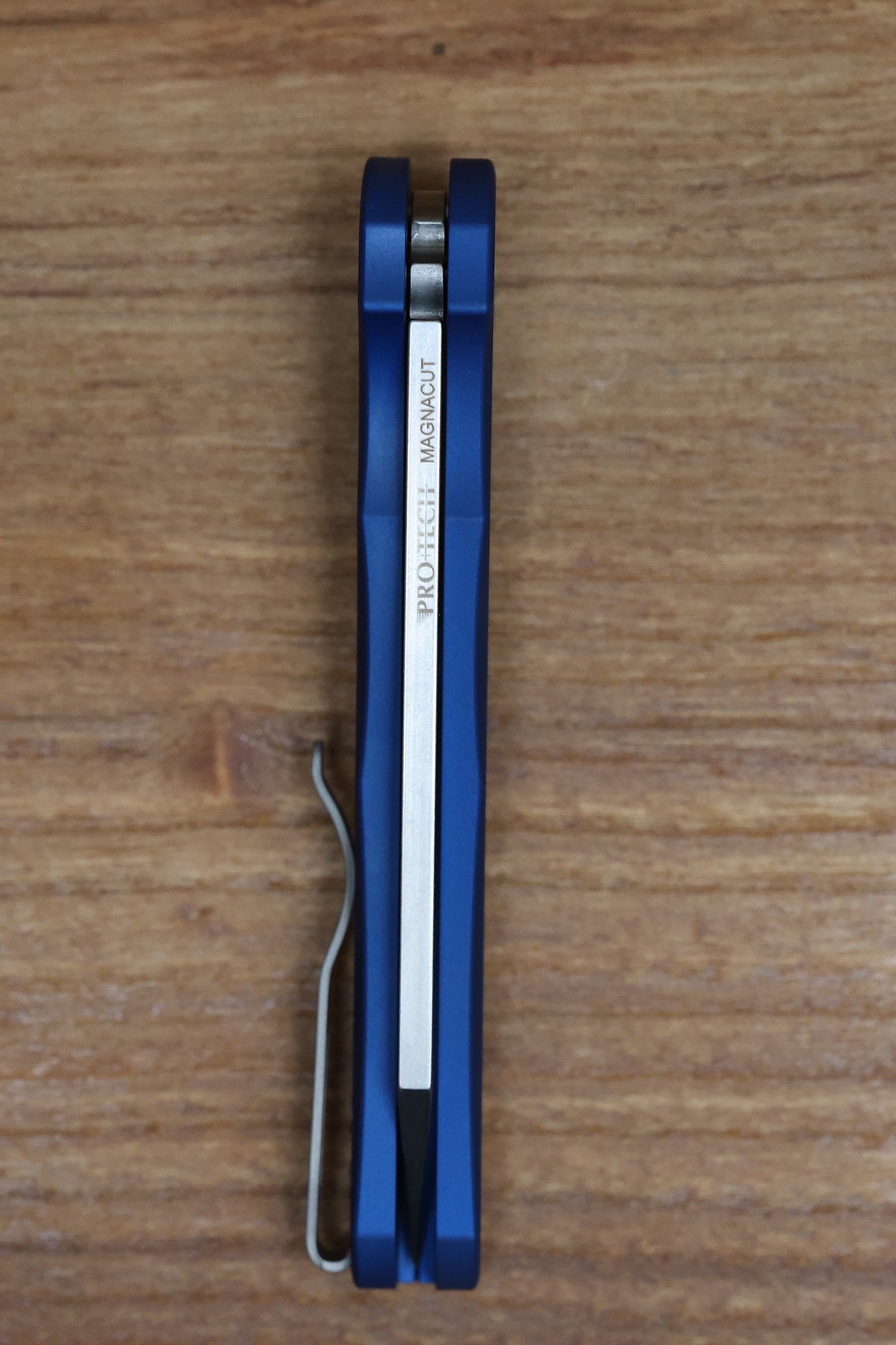 PRO-TECH MALIBU SMOOTH BLUE HANDLE & STONEWASH MAGNACUT REVERSE TANTO BLADE 5401-BLUE