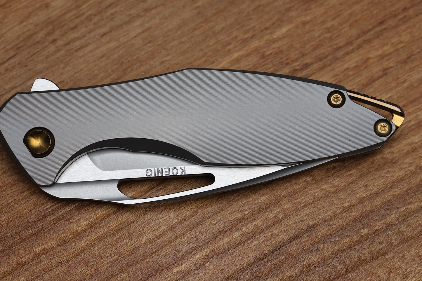 KOENIG KNIVES ARIUS - PINSTRIPE TITANIUM HANDLE - BRONZE HARDWARE - BURNISHED W/ POLISHED FLATS M390 BLADE