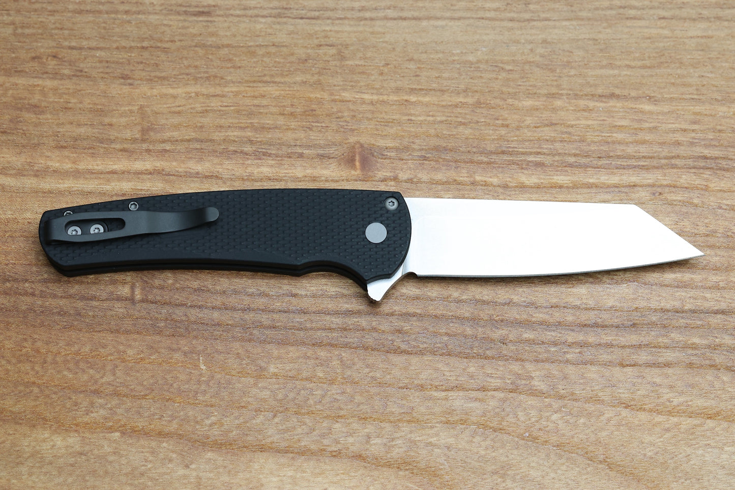 PRO-TECH MALIBU TEXTURED BLACK HANDLE & STONEWASH MAGNACUT REVERSE TANTO BLADE 5405