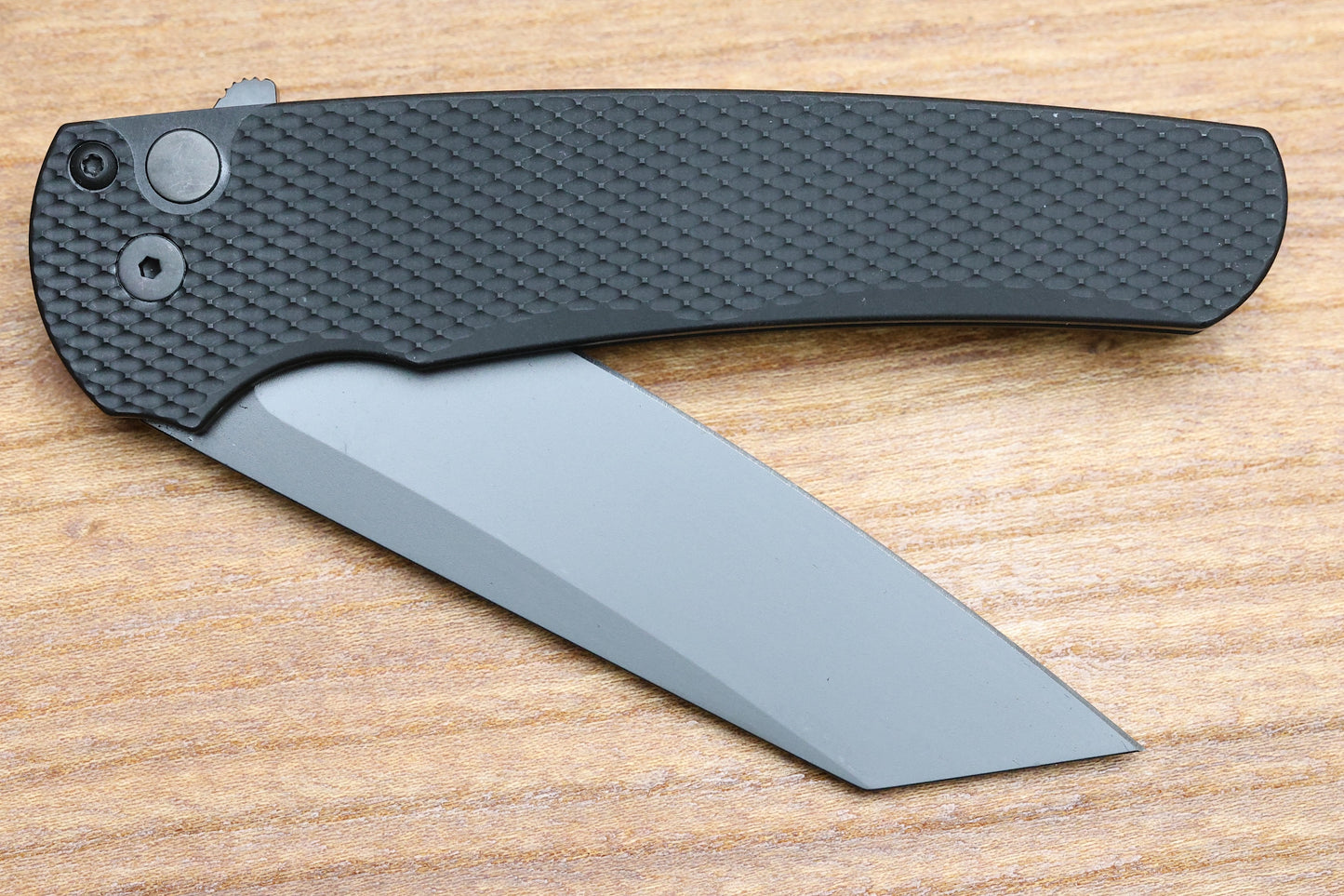 PRO-TECH MALIBU TEXTURED BLACK HANDLE & DLC MAGNACUT REVERSE TANTO BLADE 5406