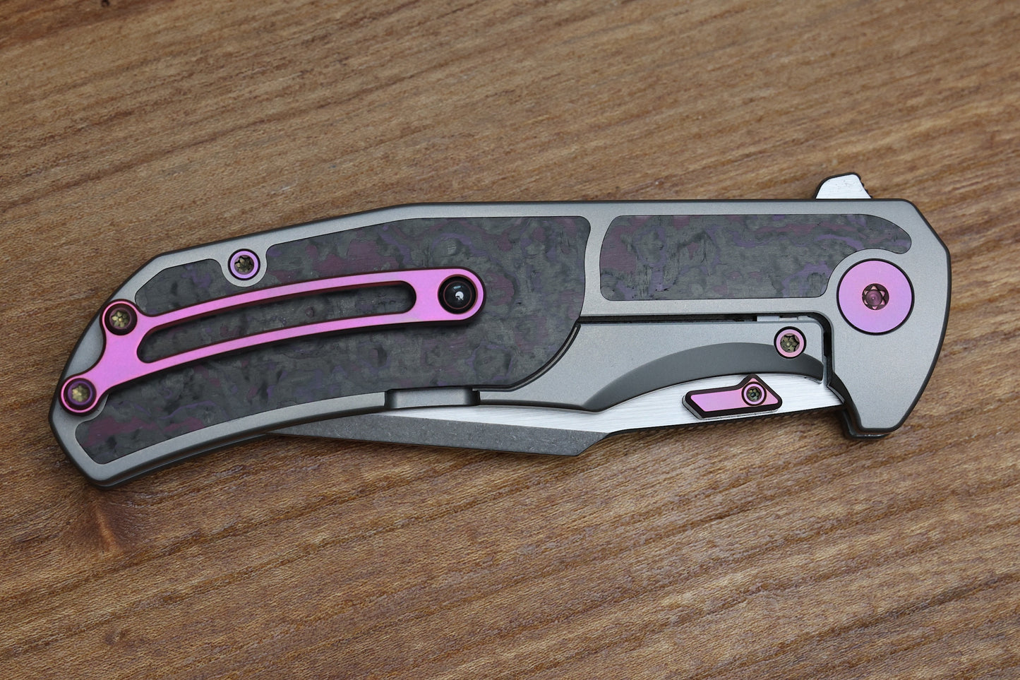 MECHFORCE HELLRAISER TI HANDLE W/ PURPLE HAZE CARBON FIBER INLAYS & STONEWASH VANAX SUPERCLEAN