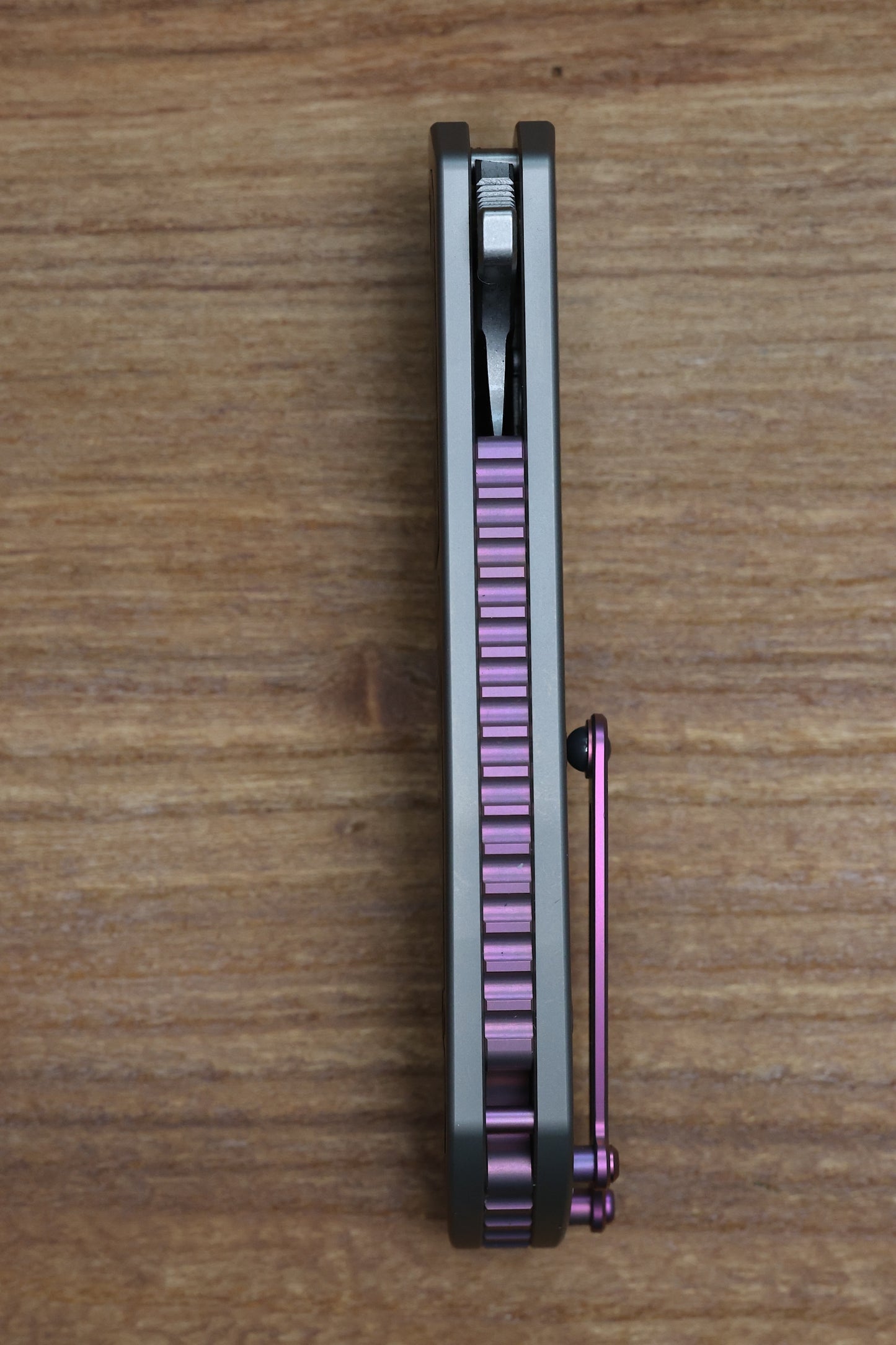 MECHFORCE HELLRAISER TI HANDLE W/ PURPLE HAZE CARBON FIBER INLAYS & STONEWASH VANAX SUPERCLEAN