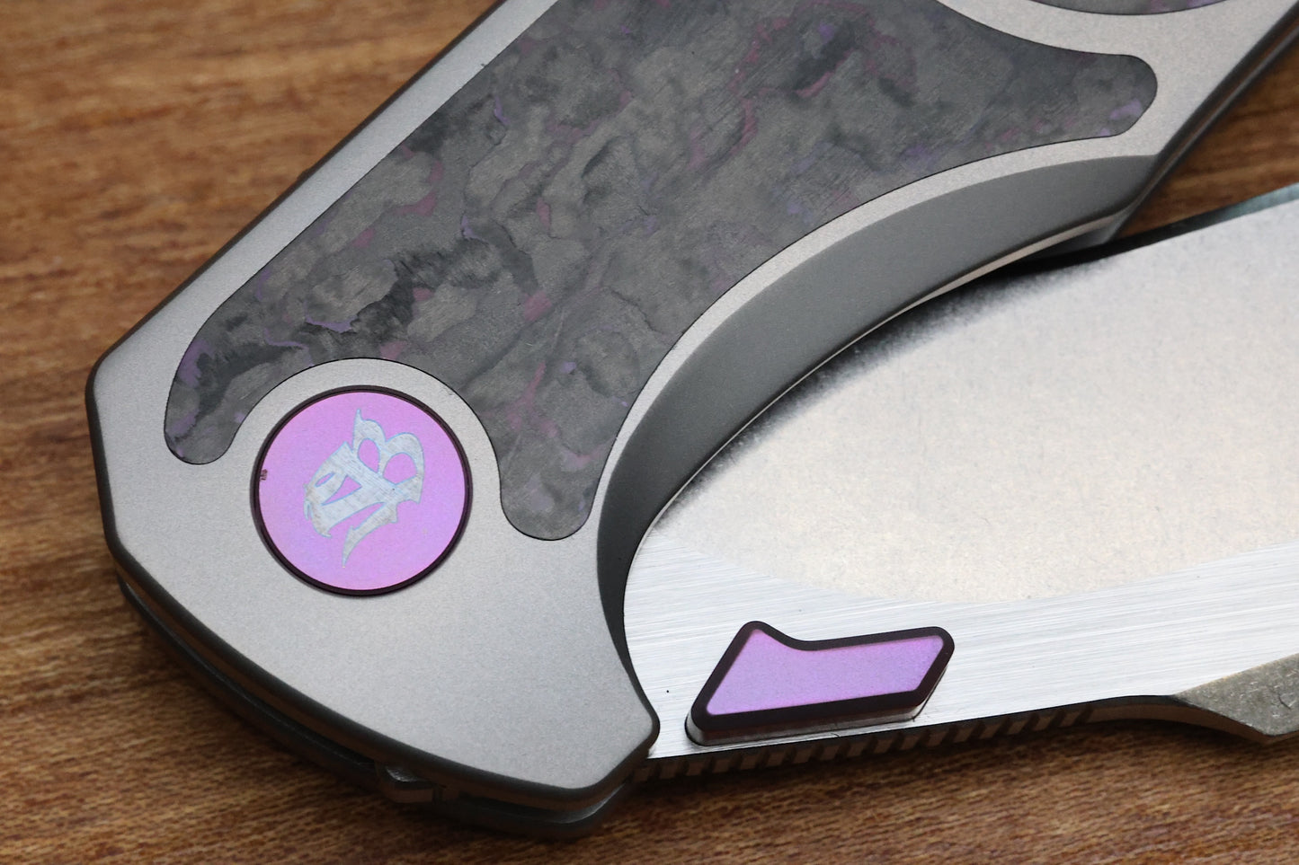 MECHFORCE HELLRAISER TI HANDLE W/ PURPLE HAZE CARBON FIBER INLAYS & STONEWASH VANAX SUPERCLEAN