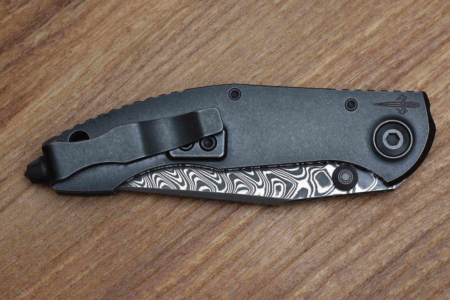 CUSTOM KNIFE FACTORY & ANTHONY MARFIONE SOKOSHA BLACKWASH/CARBON FIBER W/ MAGNACORE