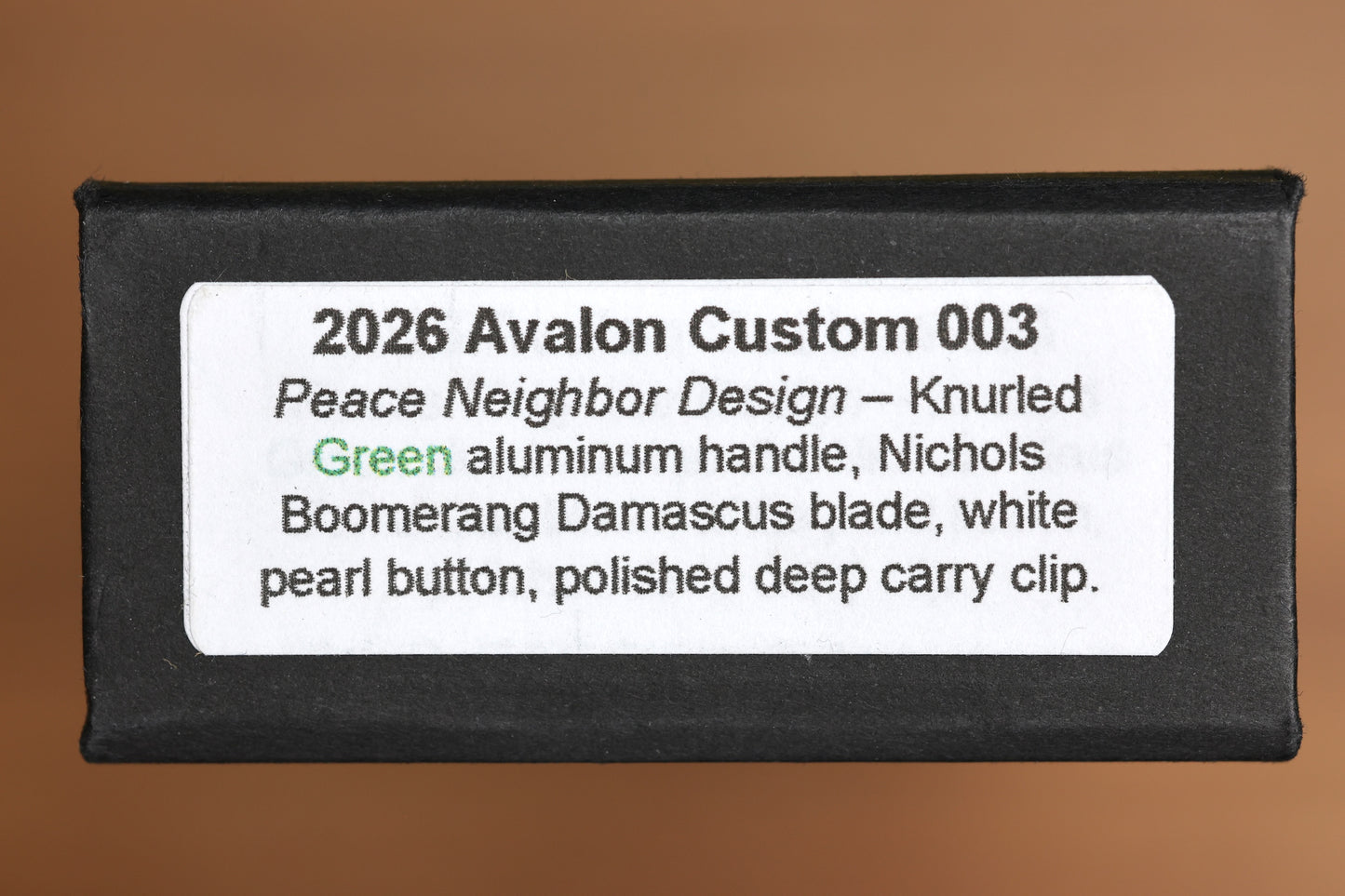 PRO-TECH AVALON PEACE NEIGHBOR GREEN KNURLED ALUMINUM HANDLE W/ WHITE PEARL BUTTON & NICHOLS BOOMERANG DAMASCUS CUSTOM 003