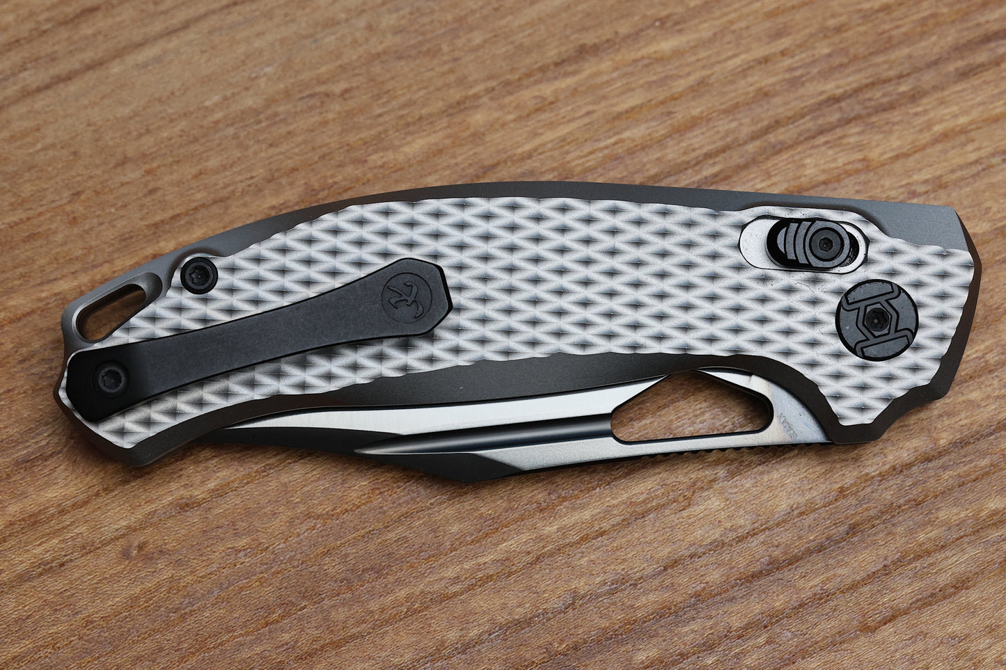 KUNWU KNIVES DJANGO DIAMOND TI HANDLES & DLC ELMAX