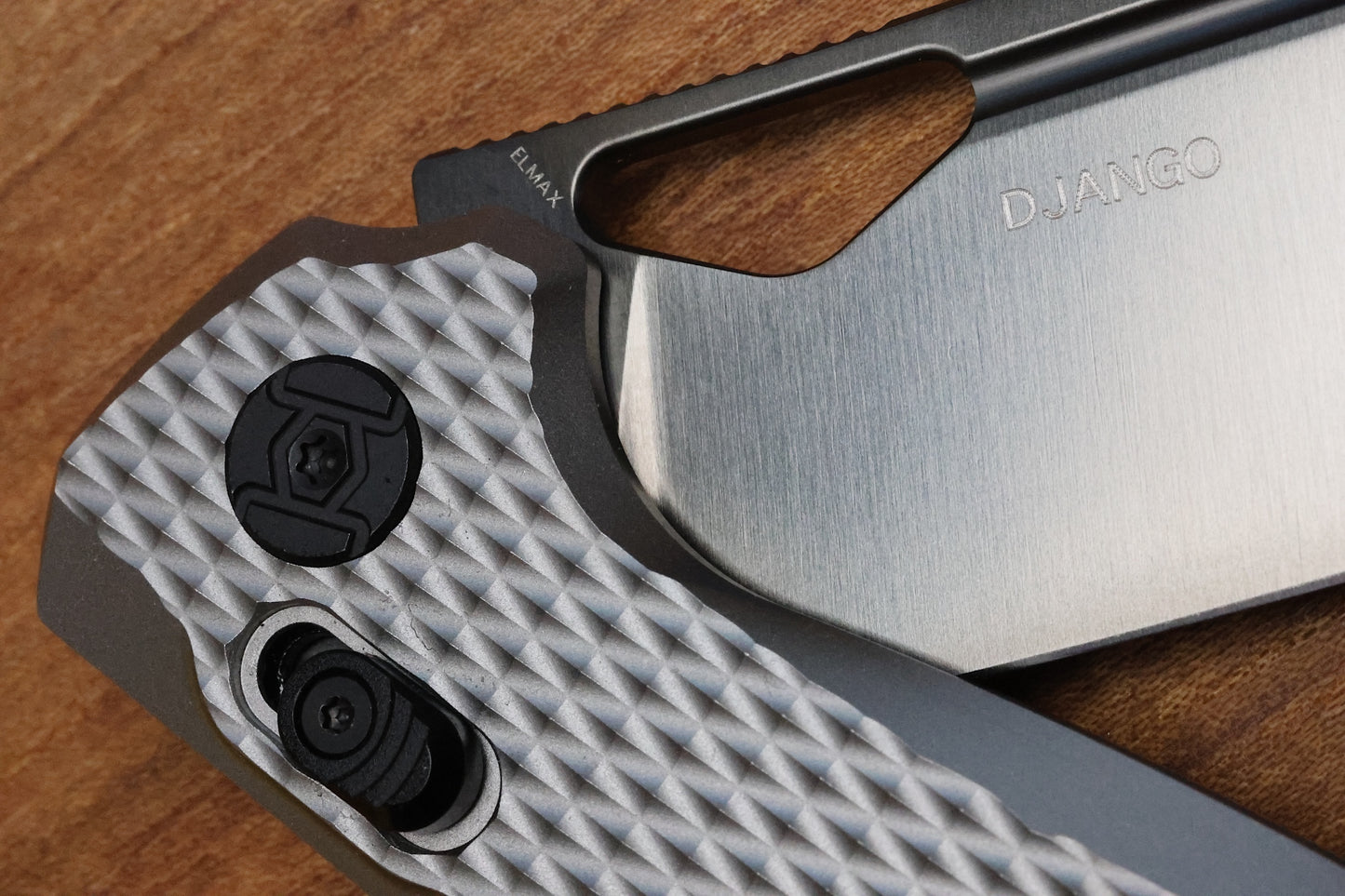 KUNWU KNIVES DJANGO DIAMOND TI HANDLES & DLC ELMAX