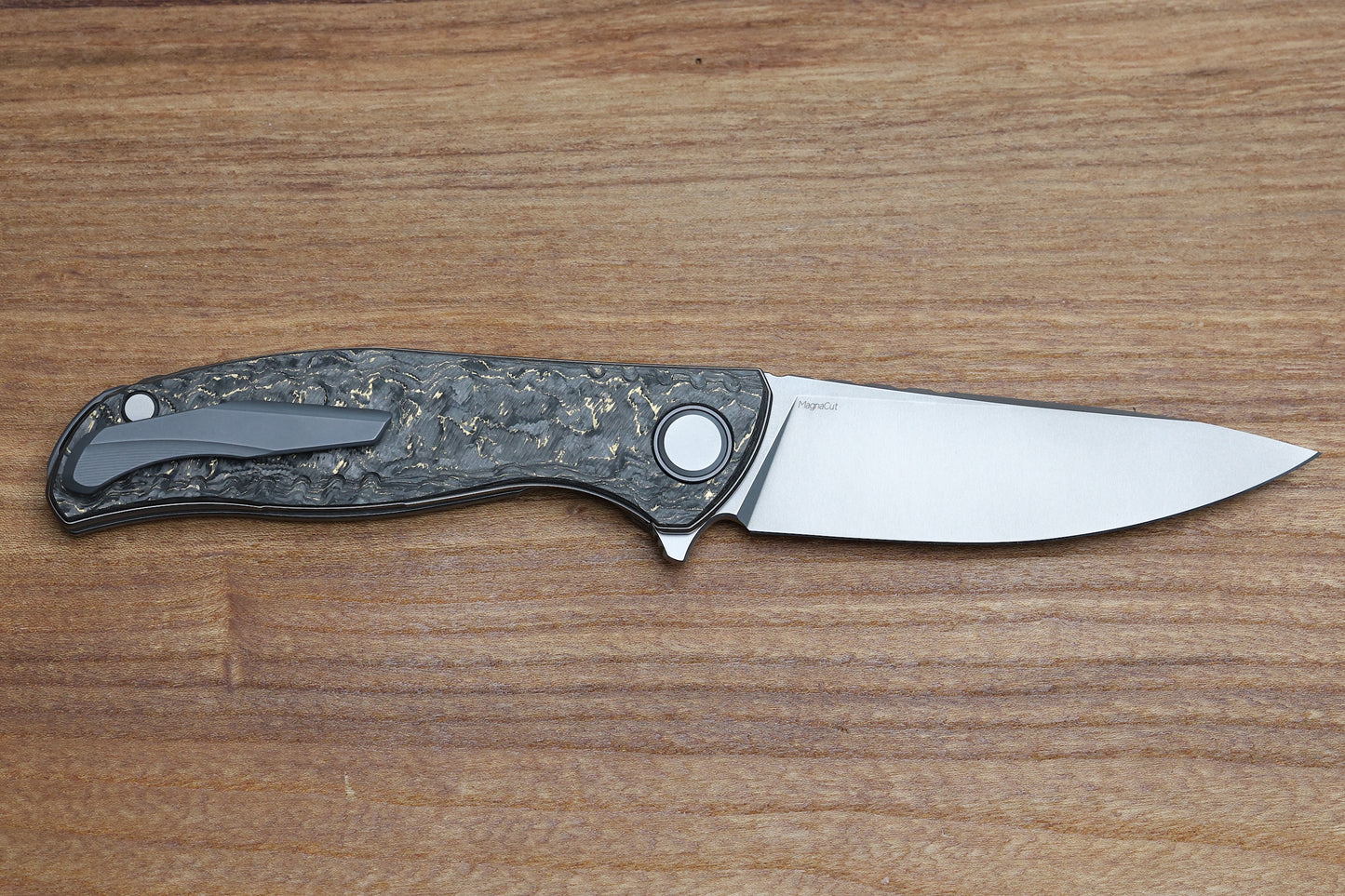 SHIROGOROV F3 MAGNACUT- CCKS SPRING 2025 SHOW EXCLUSIVE SET - HITEX GEAR POKER CHIP - COVA LEATHER POUCH