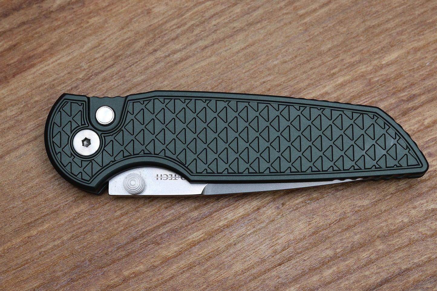 PRO-TECH TR-3 INTEGRITY BUTTON LOCK RELIC TEXTURED GREEN HANDLE STONEWASH BLADE - 2025 CCKS SPRING