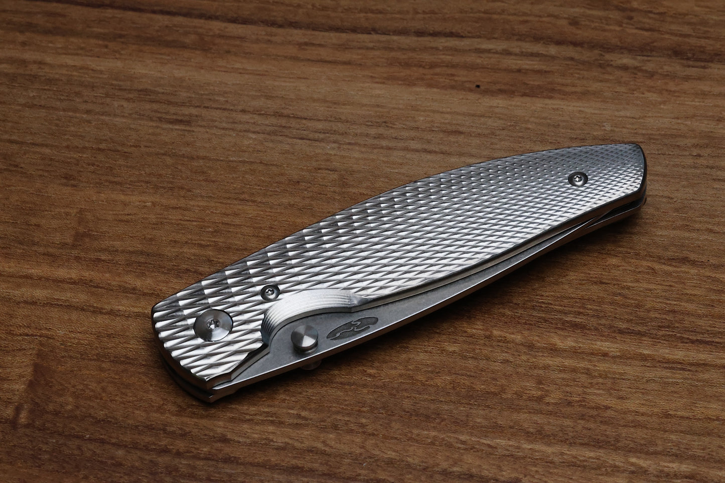 THREE RIVERS MANUFACTURING ATOM FOLDING KNIFE DIAMOND TEXTURE TITANIUM 3.5" DROP POINT