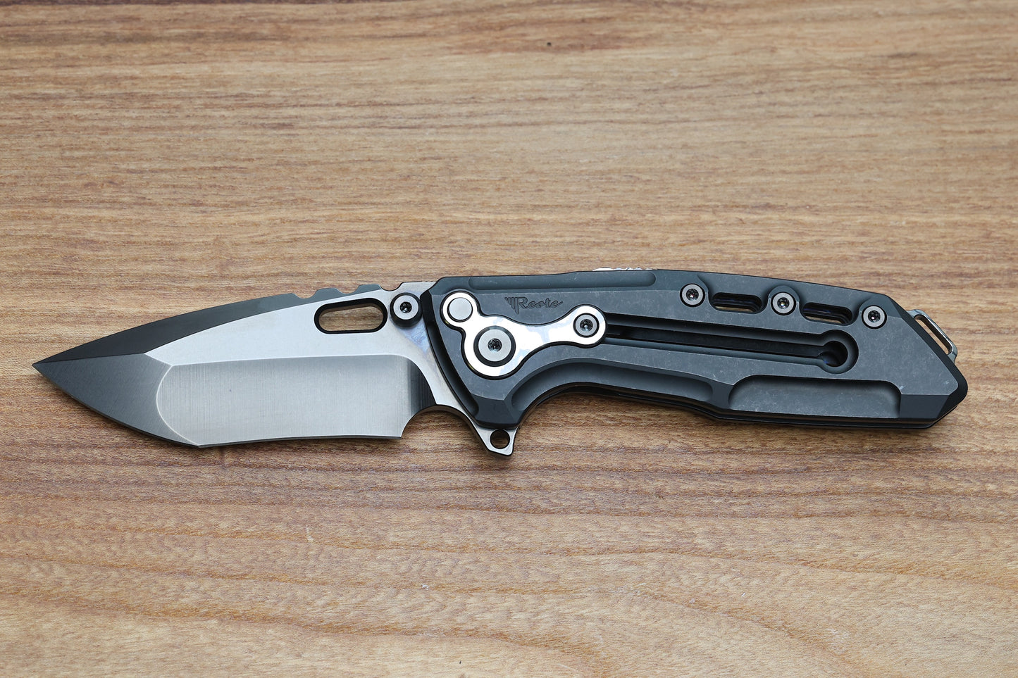 REATE T1000 V2 MONOCHROME ZIRCUTI ACCENTS & DLC RECURVE M390