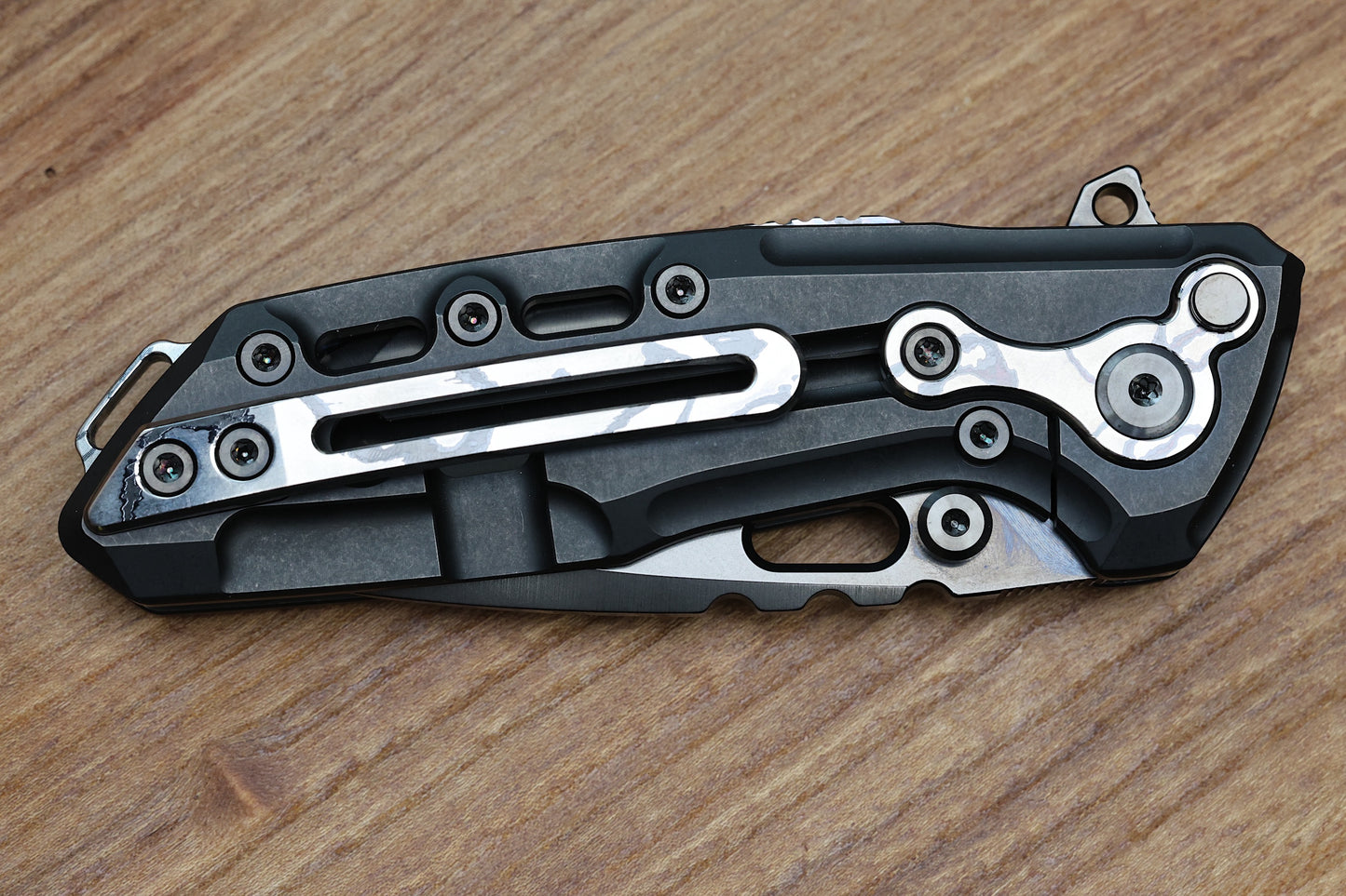 REATE T1000 V2 MONOCHROME ZIRCUTI ACCENTS & DLC RECURVE M390