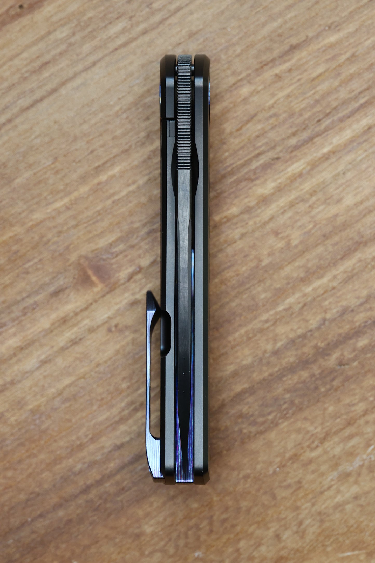 YAN’S CHEVRON- MAGNACUT DLC TITANIUM FRONT FLIPPER WITH ZIRCUTI INLAY THUMB HOLE