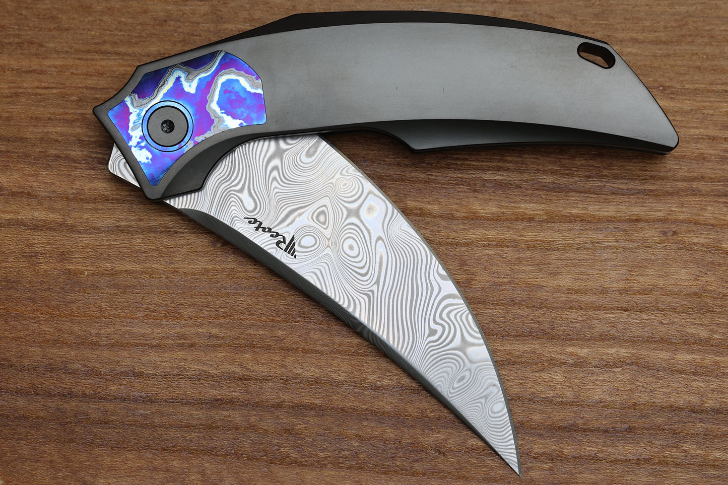 REATE KNIVES VELOCITY TASHI BHARUCHA TITANIUM DLC HANDLE W/ZIRCUTI INLAYS & TWIST DAMASTEEL