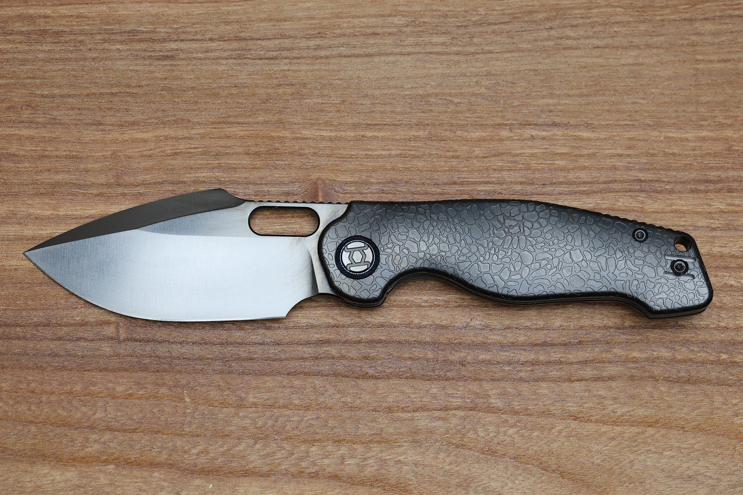 KUNWU GRINGO HONEYDEW BLACK DLC TITANIUM HANDLE S390 BLADE