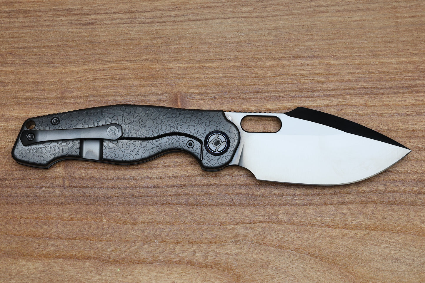 KUNWU GRINGO HONEYDEW BLACK DLC TITANIUM HANDLE S390 BLADE