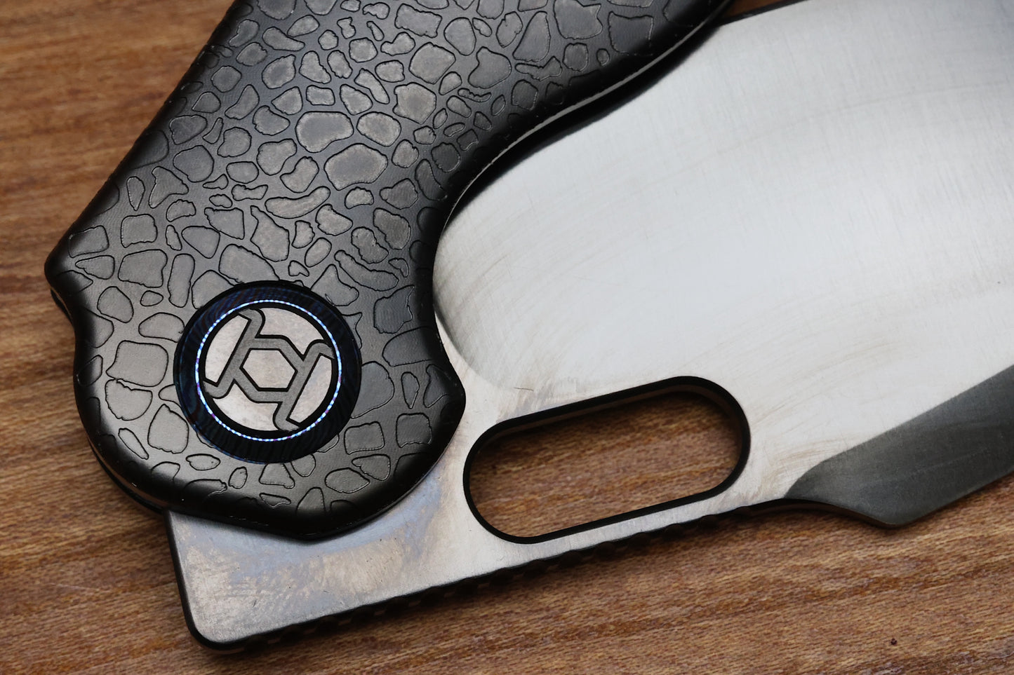 KUNWU GRINGO HONEYDEW BLACK DLC TITANIUM HANDLE S390 BLADE