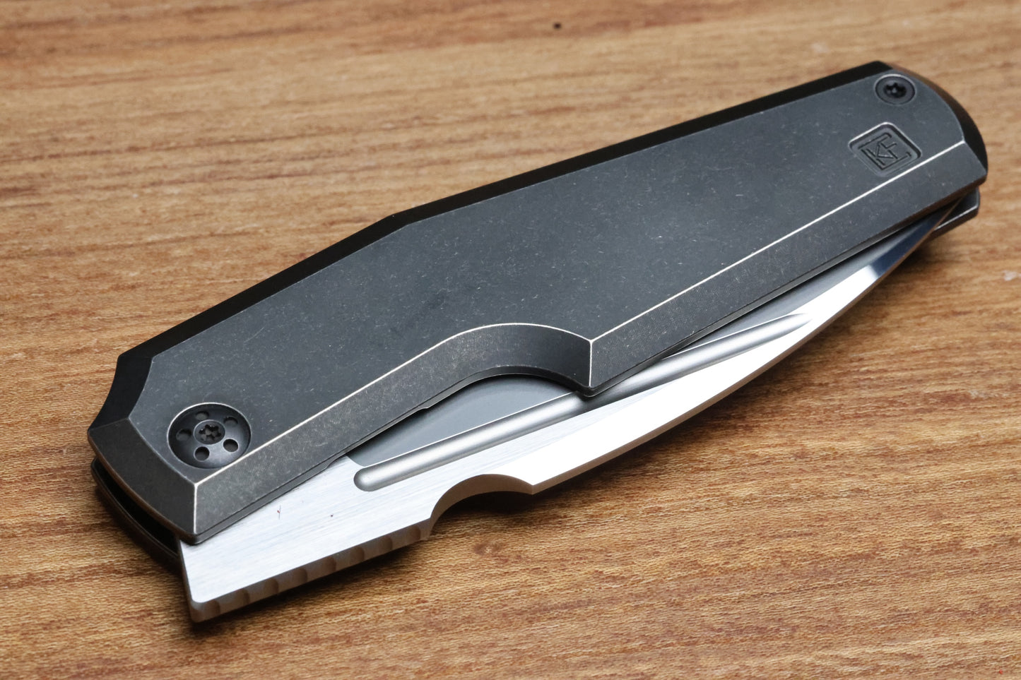 CUSTOM KNIFE FACTORY GTK ELEMENTAK W/ BLACKWASH TITANIUM HANDLES & M398