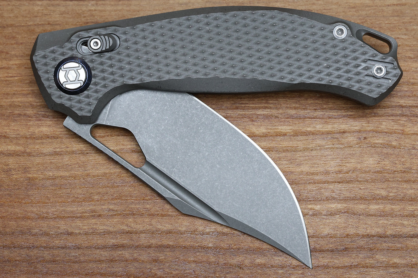 KUNWU KNIVES DJANGO XL STONEWASH DIAMOND TI HANDLES & STONEWASH ELMAX