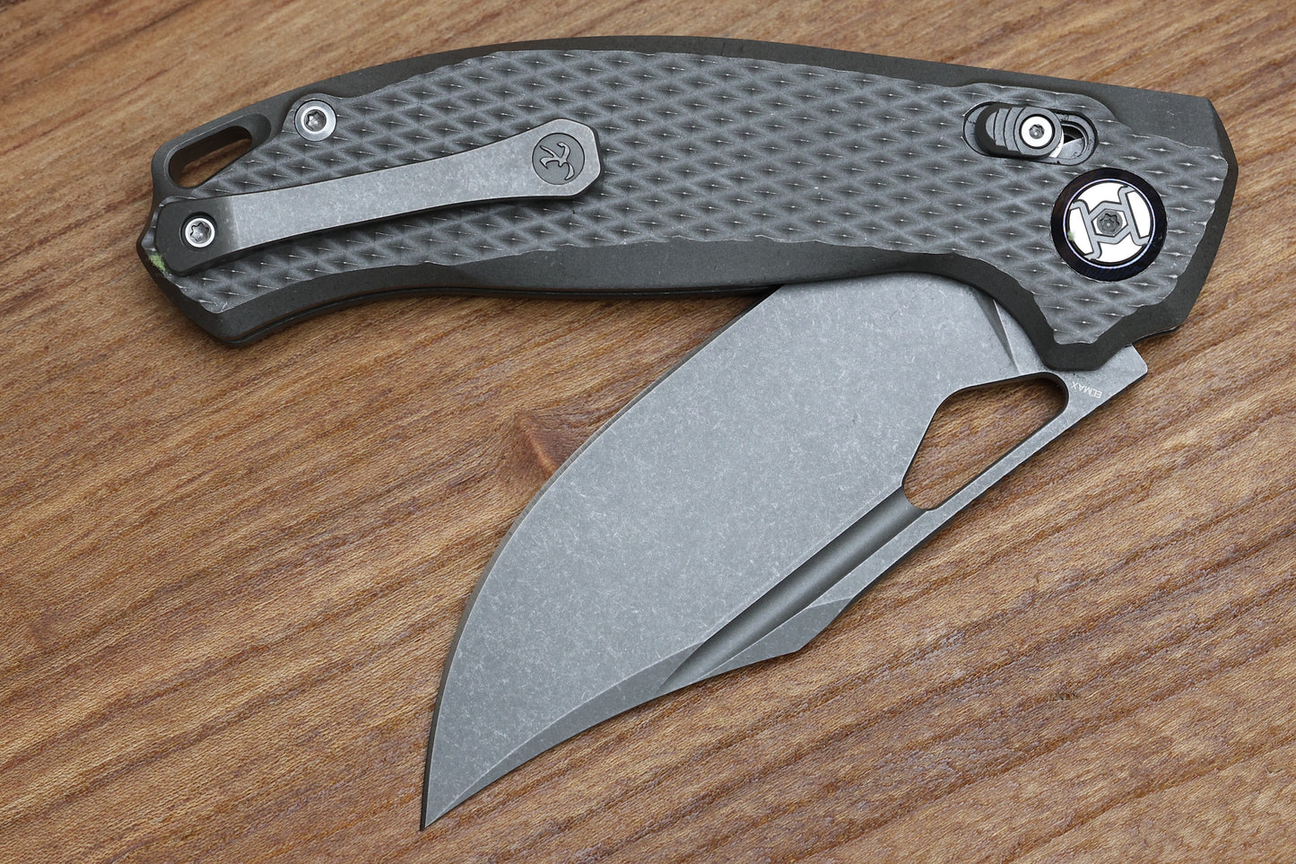 KUNWU KNIVES DJANGO XL STONEWASH DIAMOND TI HANDLES & STONEWASH ELMAX