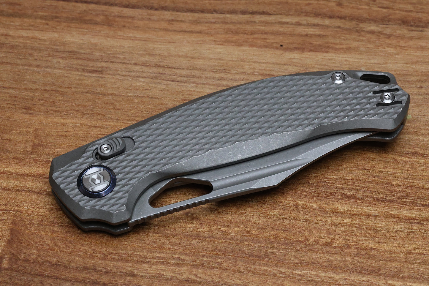 KUNWU KNIVES DJANGO XL STONEWASH DIAMOND TI HANDLES & STONEWASH ELMAX