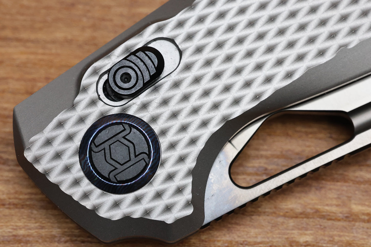 KUNWU KNIVES DJANGO XL DIAMOND TI HANDLES & DLC ELMAX