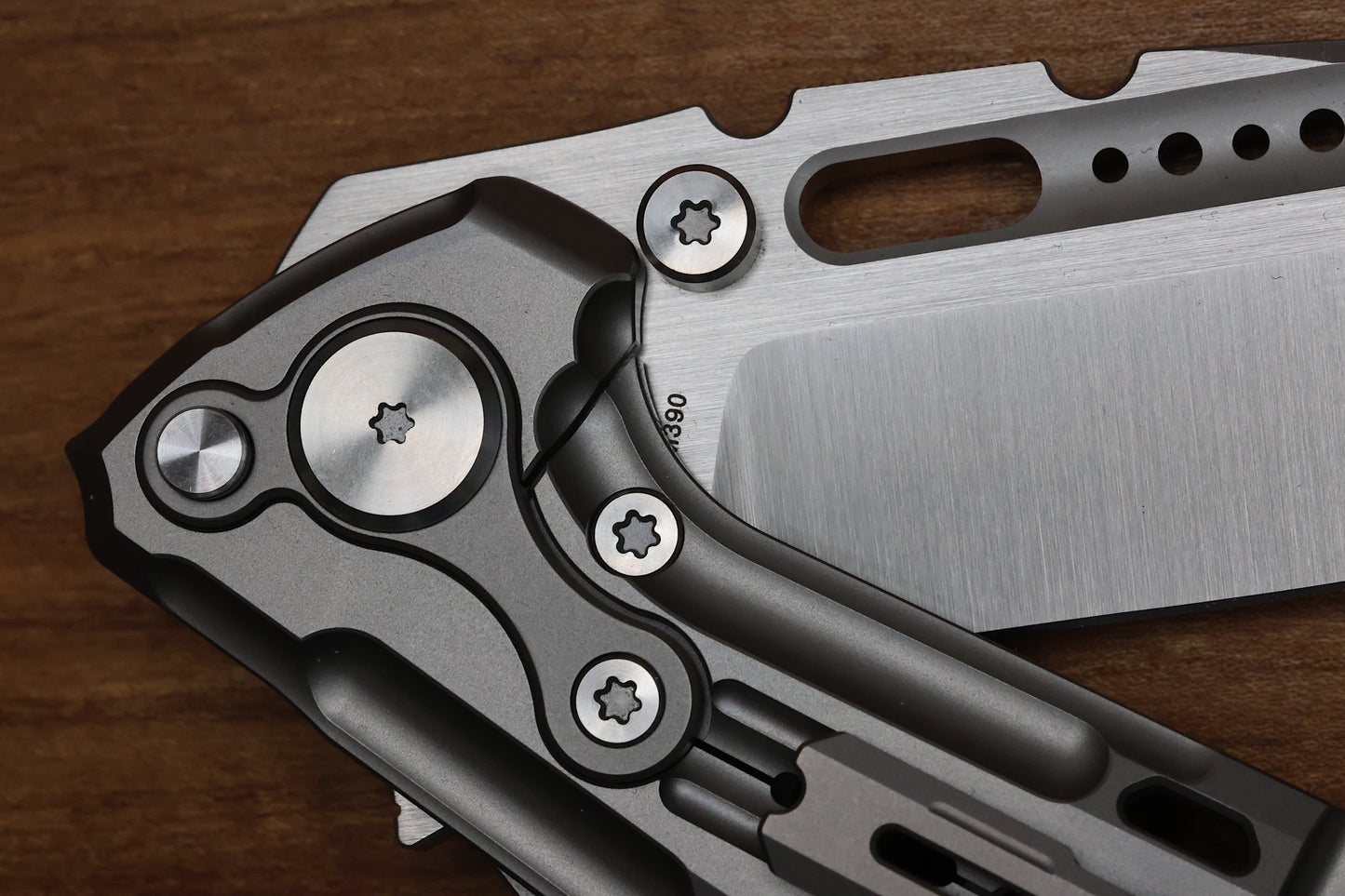 REATE KNIVES TERMINATOR-TX228 TI-BEAD BLAST HANDLE M390 BELT SATIN BLADE