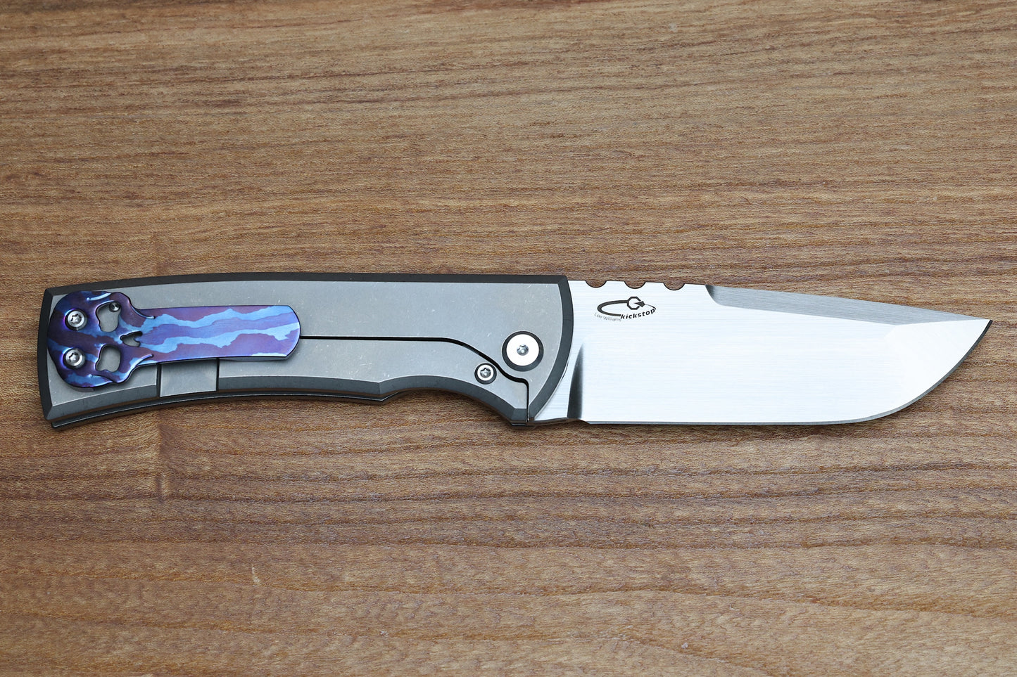 CHAVES ULTRAMAR REDENCION 229 KICKSTOP – DROP POINT M390 BLADE – TITANIUM HANDLE MOKUTI ACCENTS