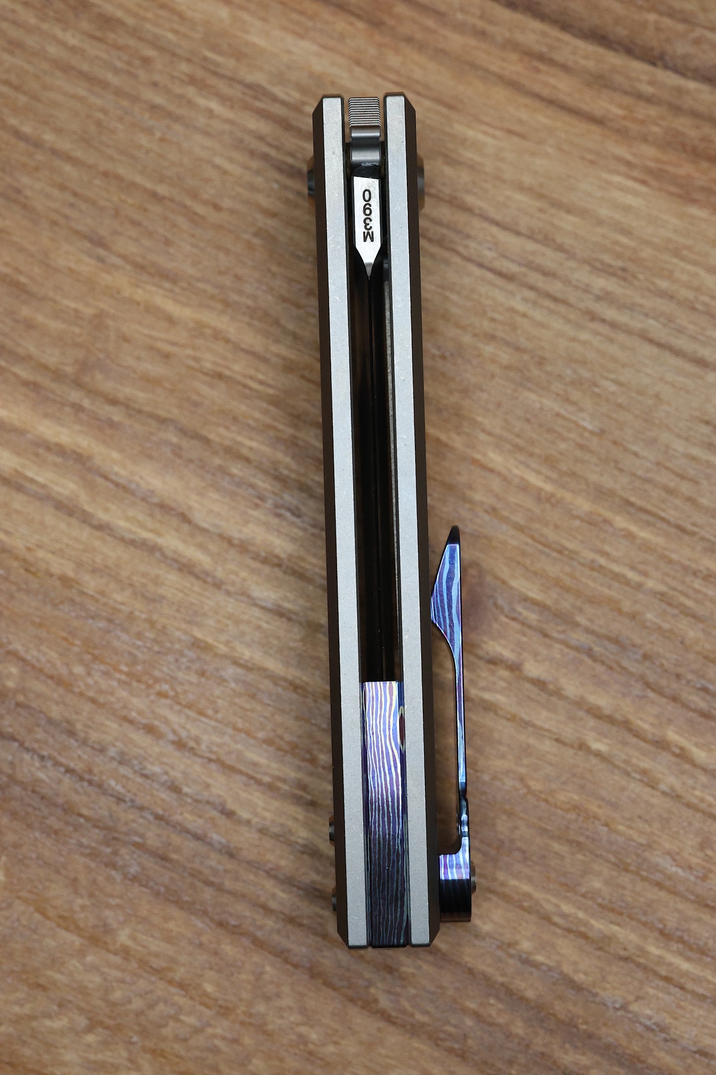 CHAVES ULTRAMAR REDENCION 229 KICKSTOP – DROP POINT M390 BLADE – TITANIUM HANDLE MOKUTI ACCENTS