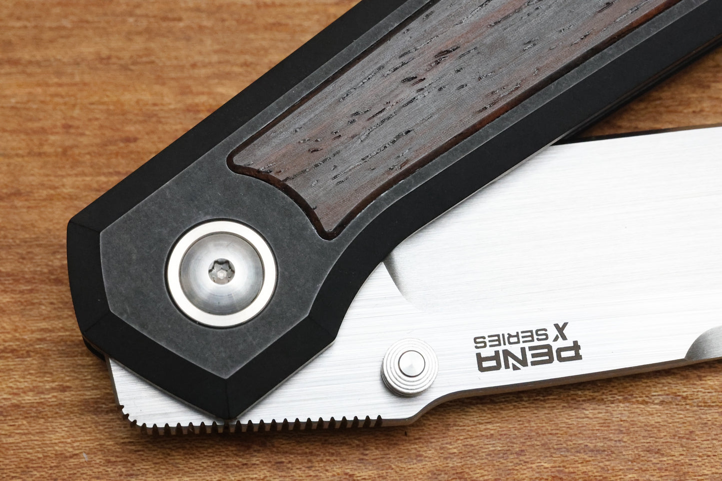 PENA X SERIES MULA PVD & WOOD HAND SATIN M390 BLADE