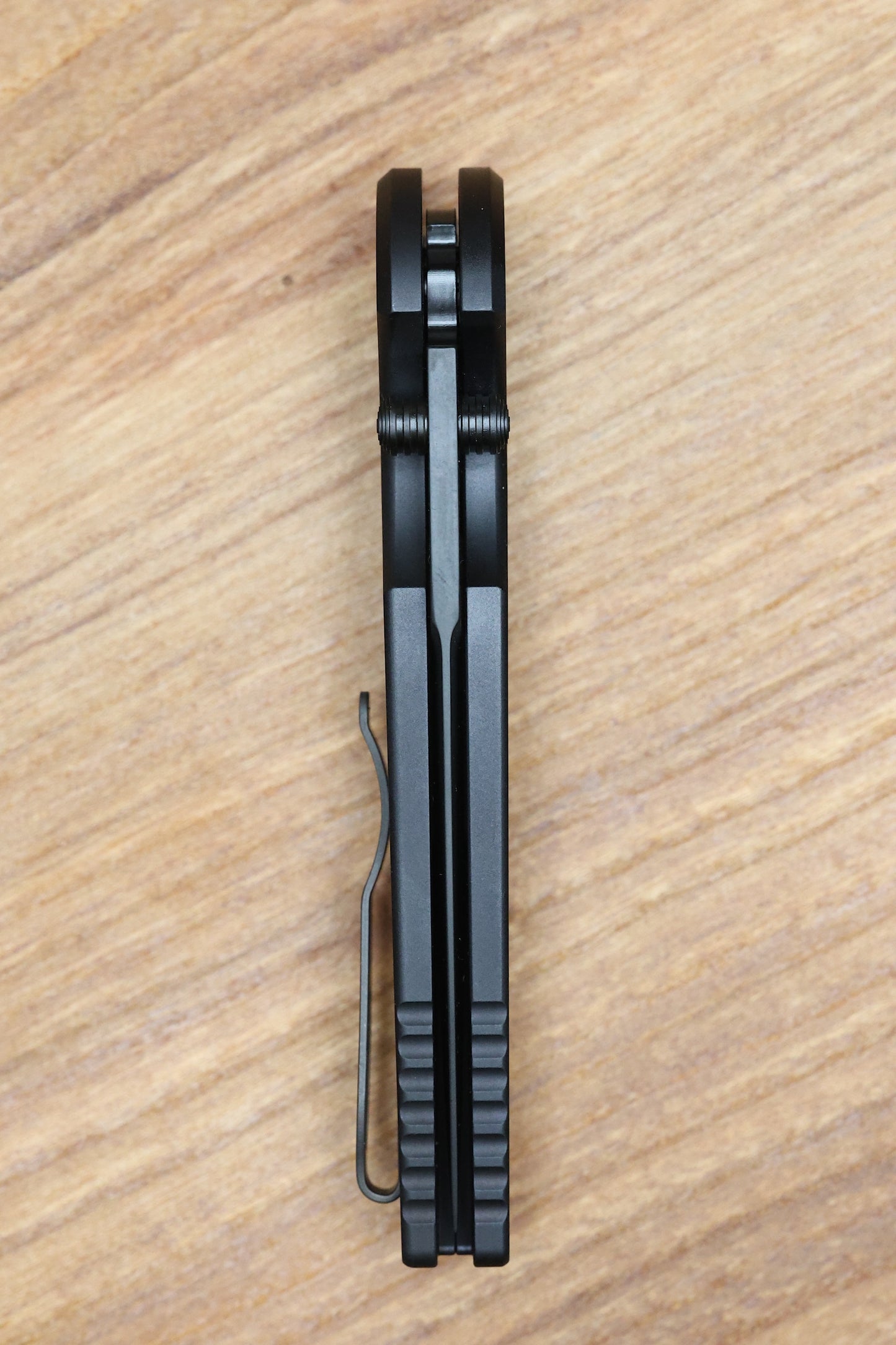TR-3 INTEGRITY - BLACK "RELIC" TEXTURED HANDLE - DLC BLACK S35VN BLADE - INT106
