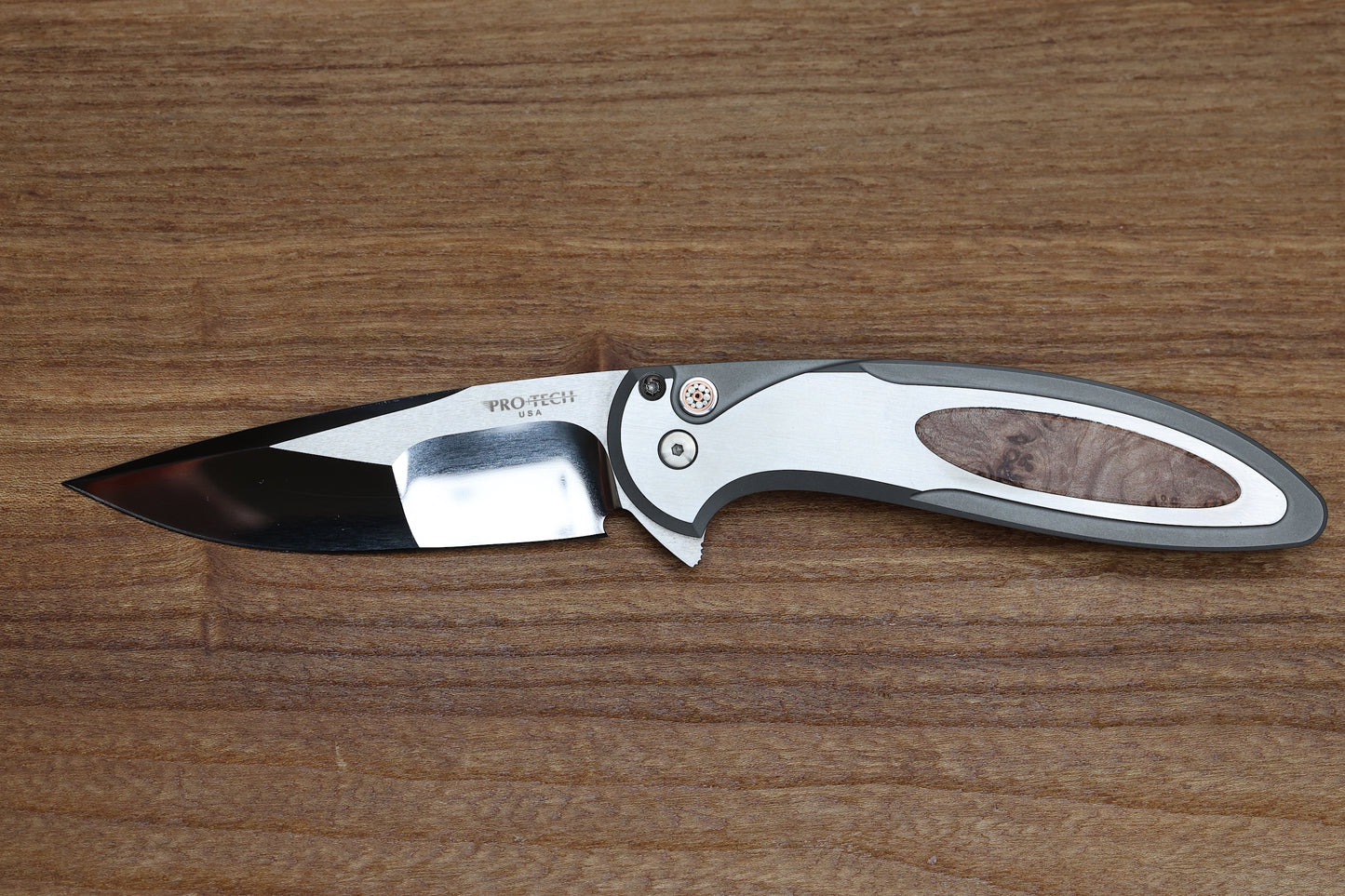 PRO-TECH CAMBRIA CUSTOM MANUAL 17-4 STEEL HANDLES W/ MAPLE BURL INLAY & COMPOUND POLISHED 154CM CUSTOM 001