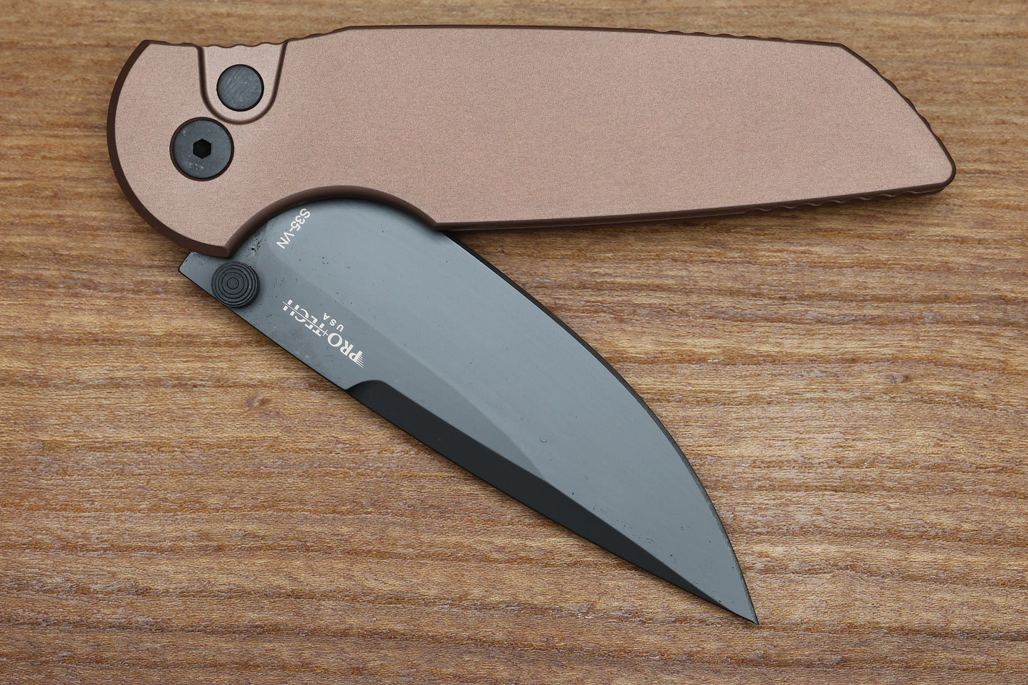 PRO-TECH TR-3 INTEGRITY - INT103-FDE - SMOOTH FLAT DARK EARTH ALUMINUM HANDLE - DLC BLACK S35VN BLADE