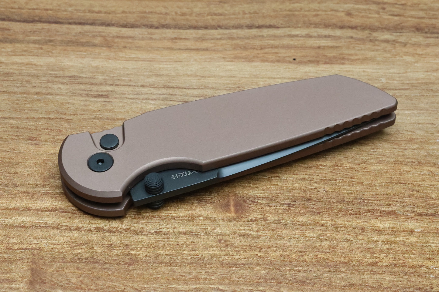 PRO-TECH TR-3 INTEGRITY - INT103-FDE - SMOOTH FLAT DARK EARTH ALUMINUM HANDLE - DLC BLACK S35VN BLADE