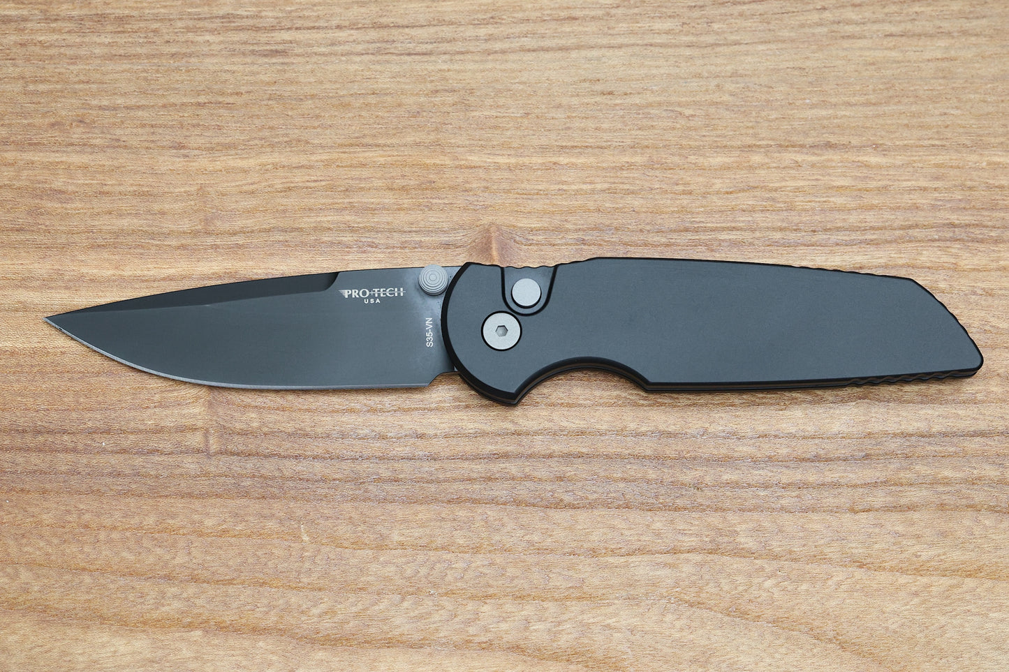 PRO-TECH TR-3 INTEGRITY - INT103 - BLACK ALUMINUM HANDLE - DLC BLACK S35VN BLADE