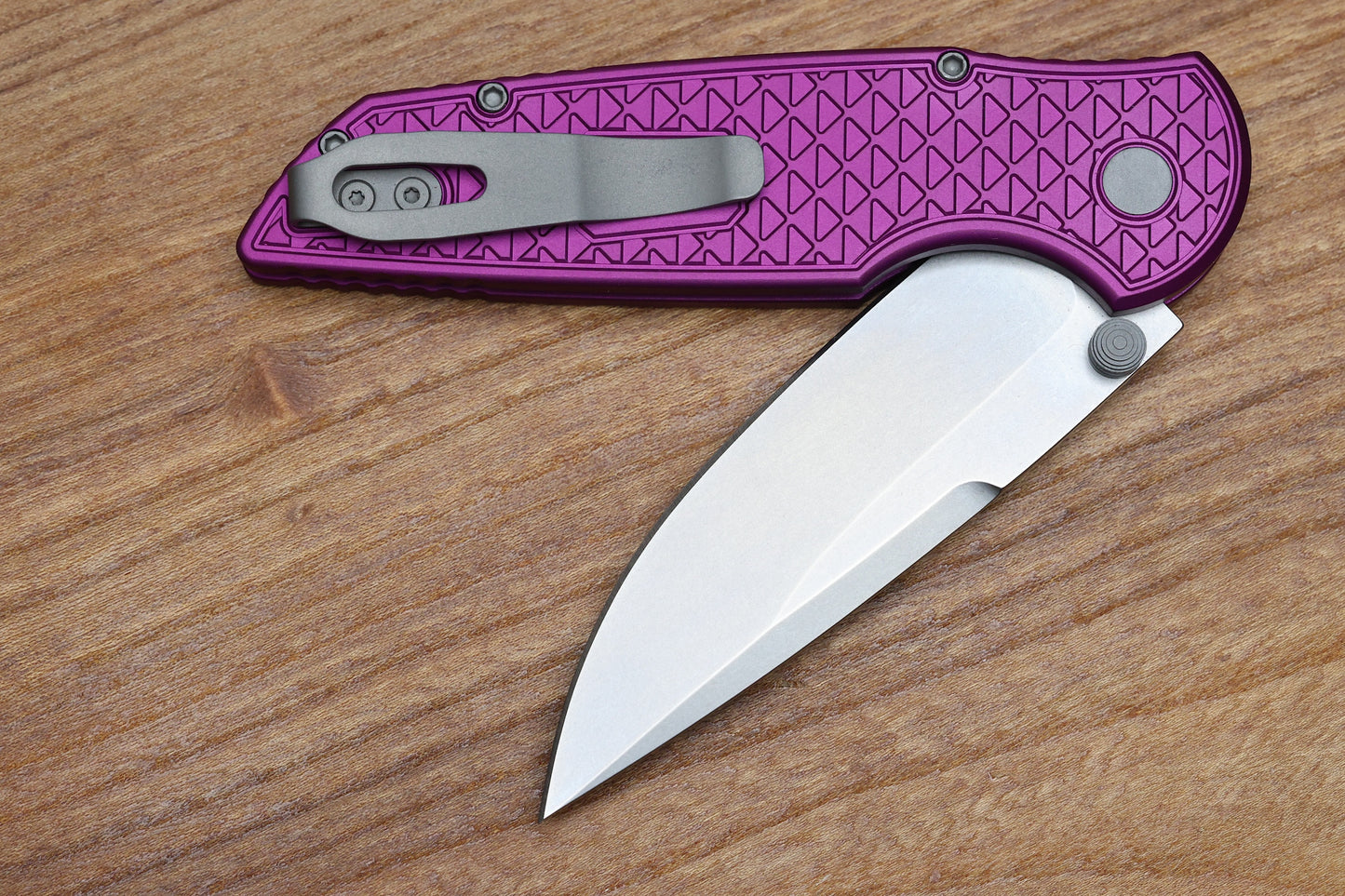 PRO-TECH TR-3 INTEGRITY - INT105-PURPLE - PURPLE "RELIC" TEXTURED ALUMINUM HANDLE - STONEWASH S35VN BLADE